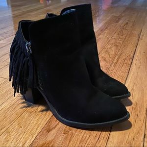 Wet Seal booties